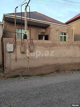 Satılır 3 otaqlı həyət evi — Bakı 3 otaq
