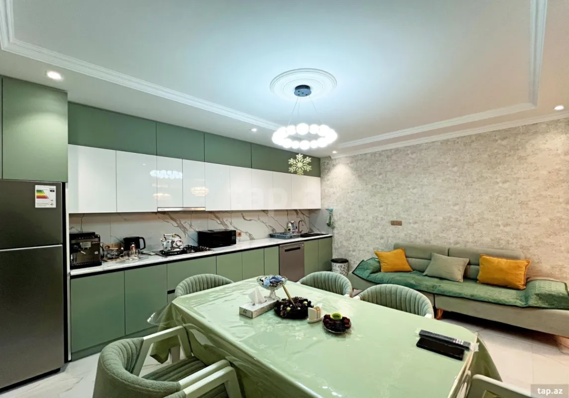 Kirayə verilir 3 otaqlı həyət evi