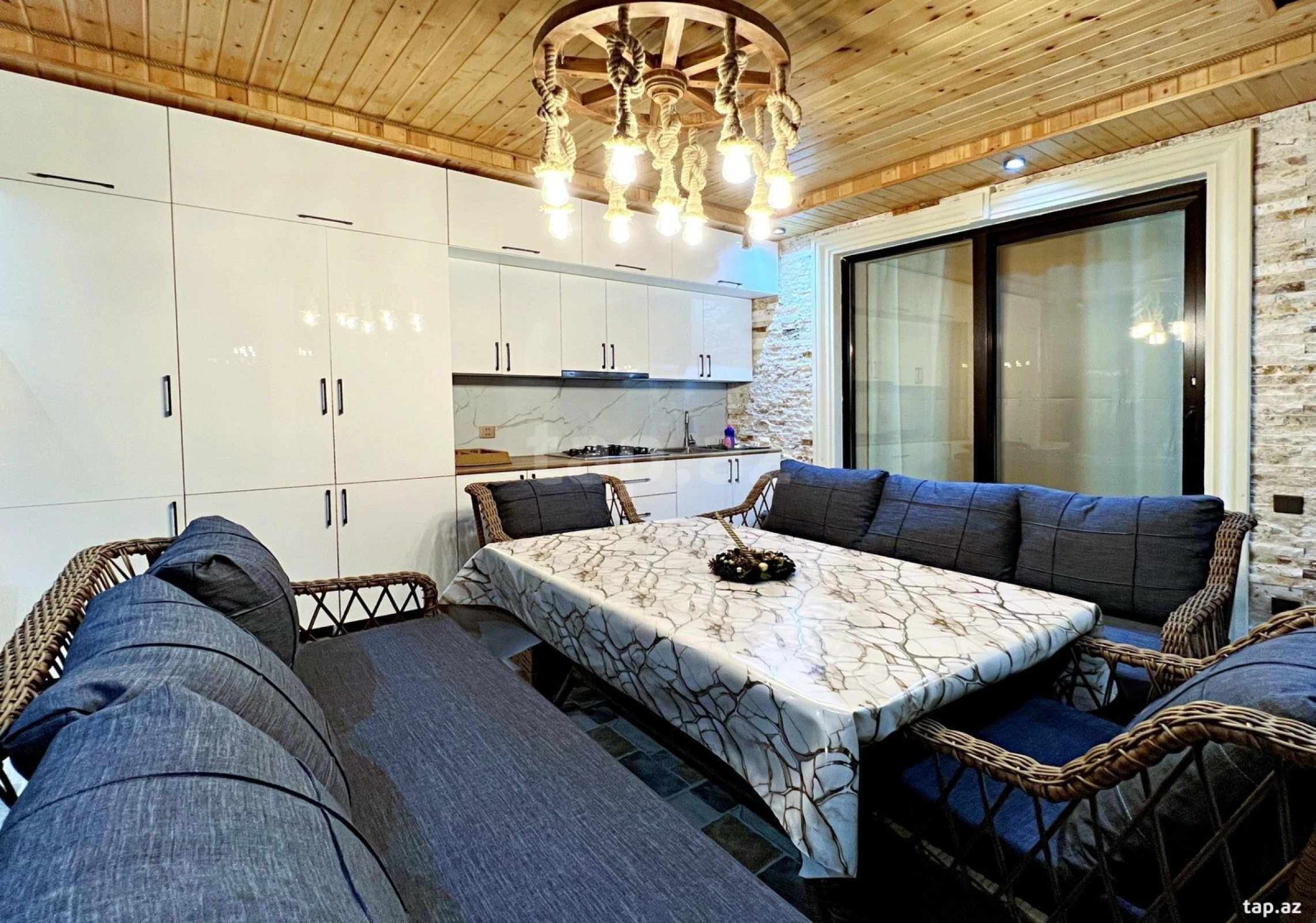 Kirayə verilir 3 otaqlı həyət evi