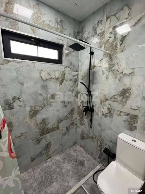 Kirayə verilir 3 otaqlı həyət evi