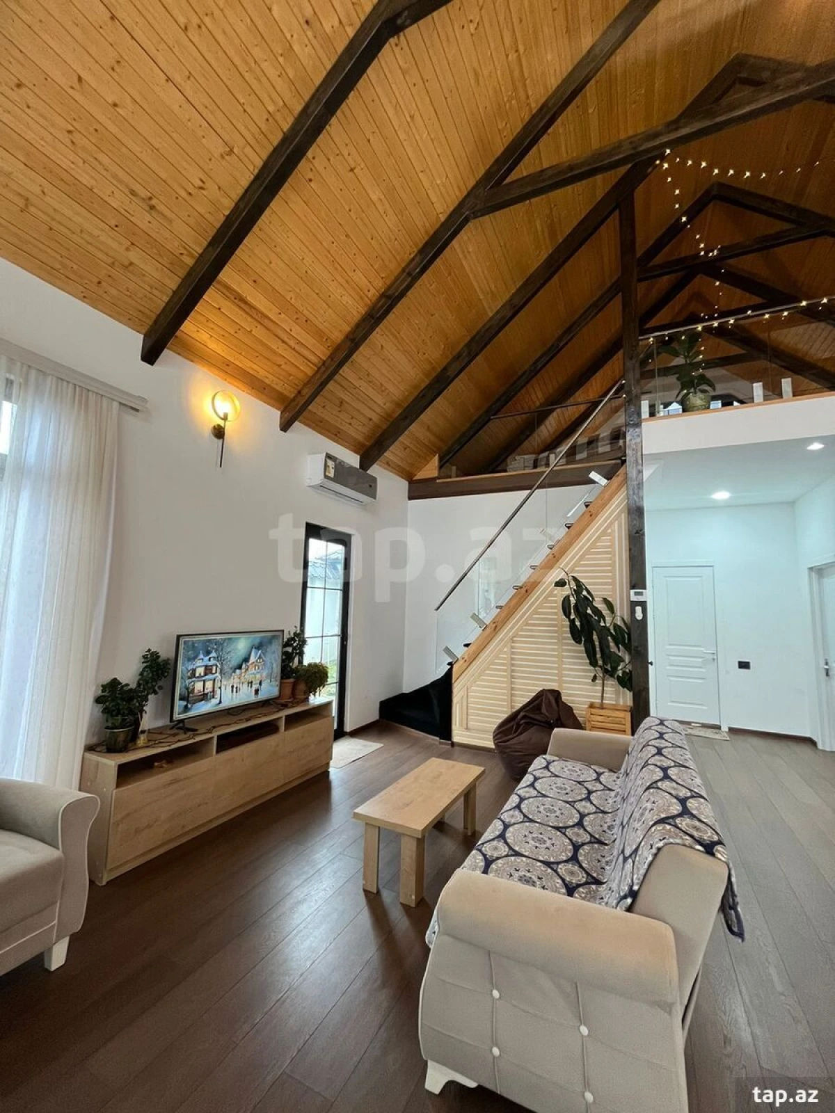 Kirayə verilir 3 otaqlı həyət evi