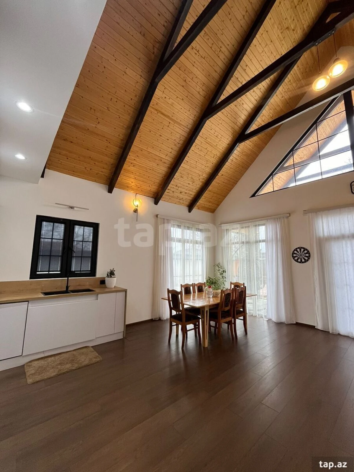 Kirayə verilir 3 otaqlı həyət evi