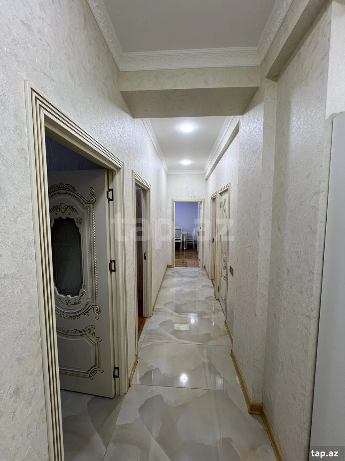 Kirayə verilir 3 otaqlı yeni tikili 110 m²