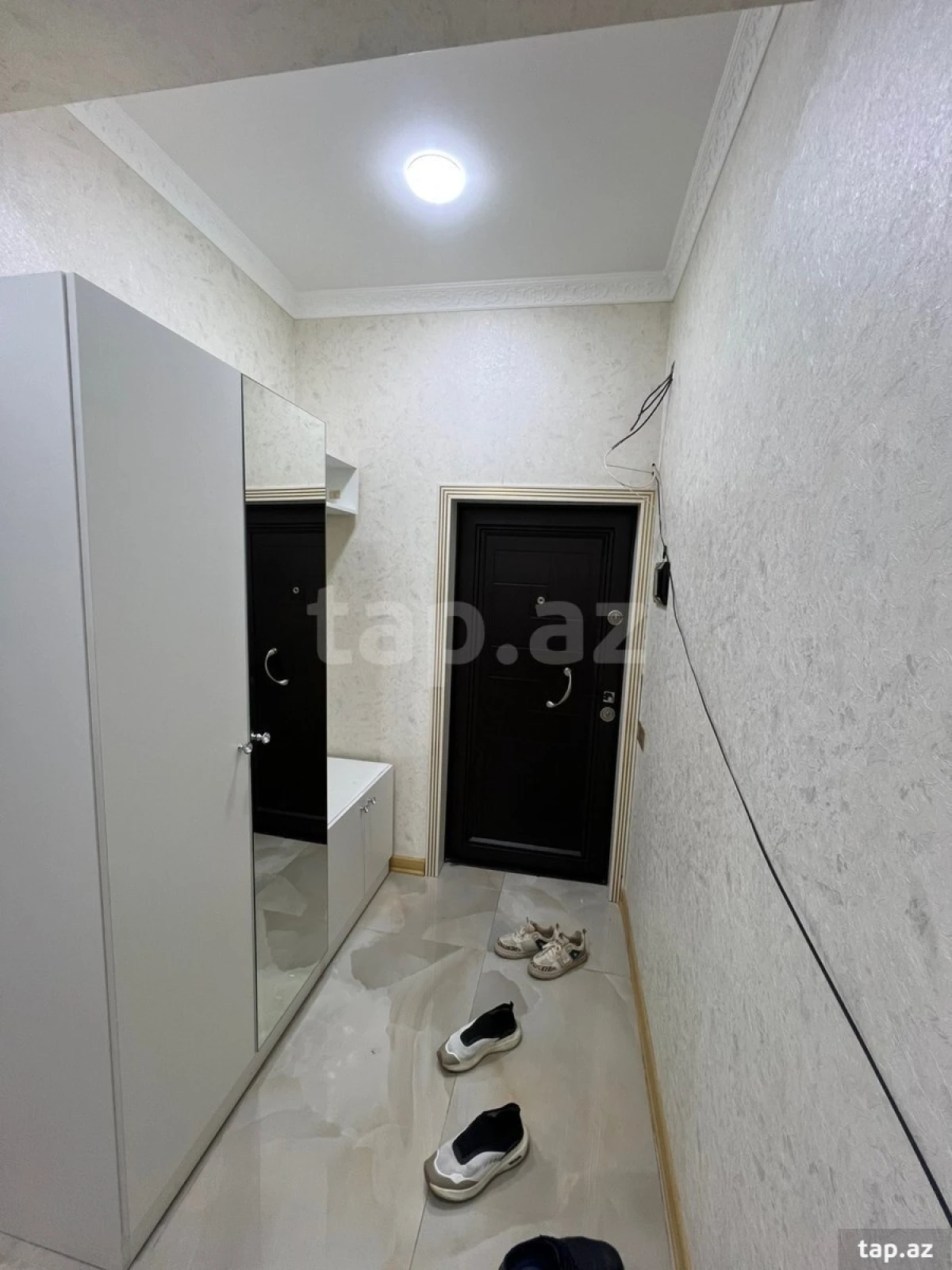 Kirayə verilir 3 otaqlı yeni tikili 110 m²