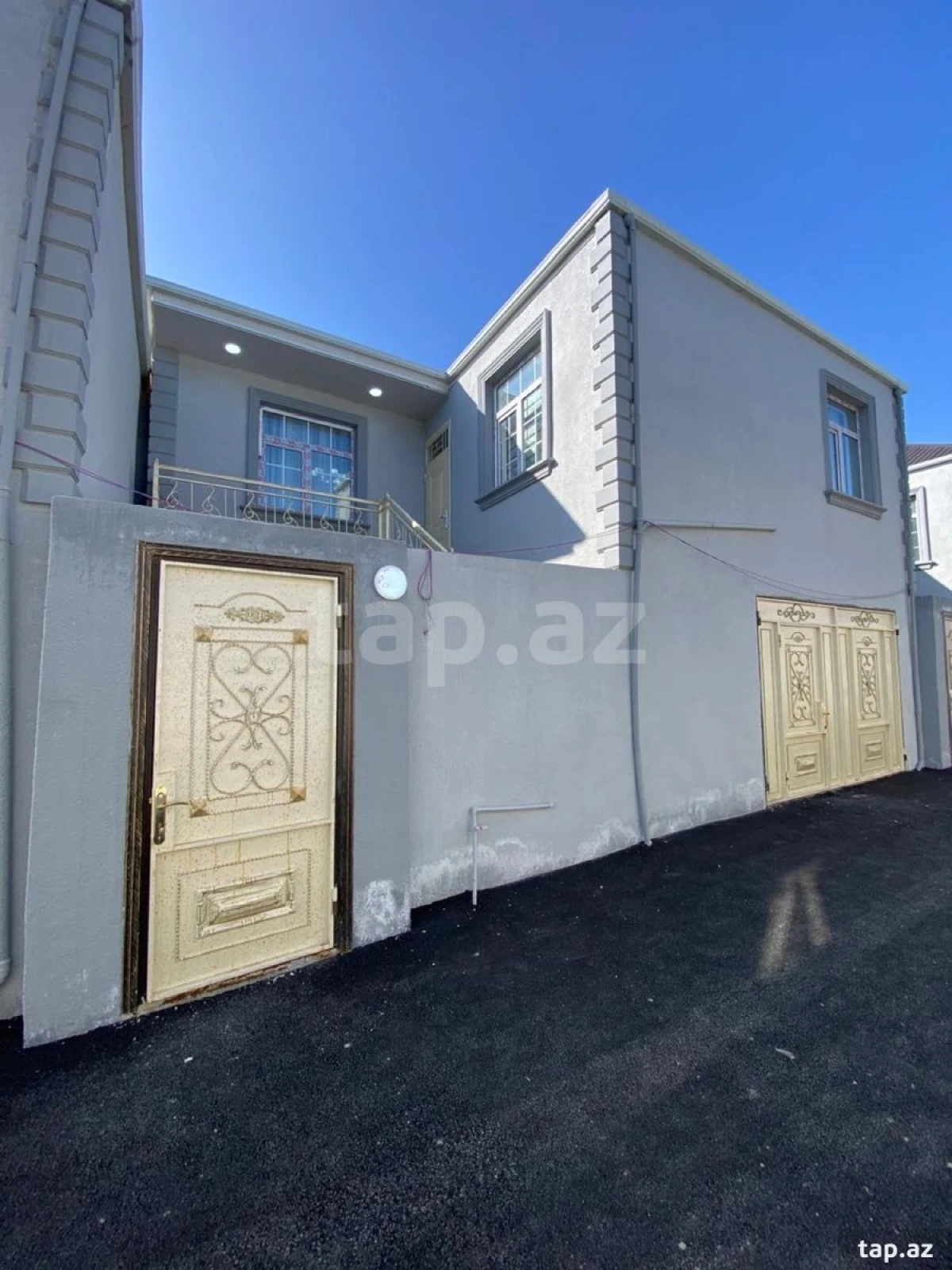 Satılır 4 otaqlı həyət evi