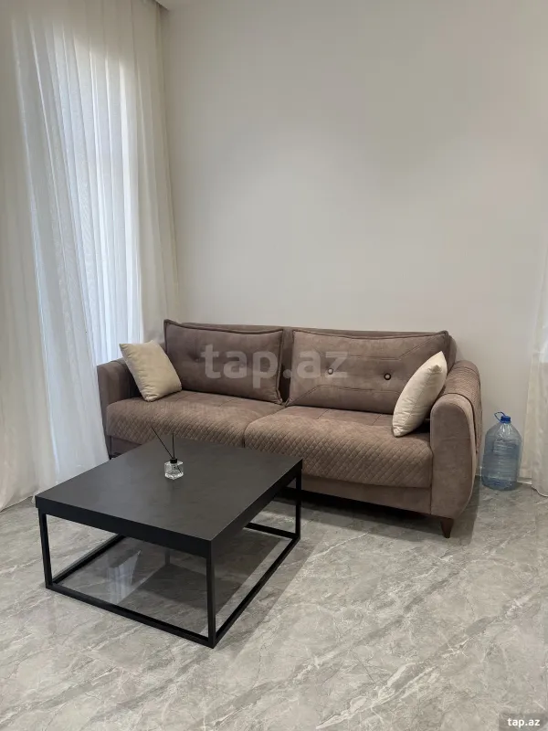 Kirayə verilir 4 otaqlı həyət evi