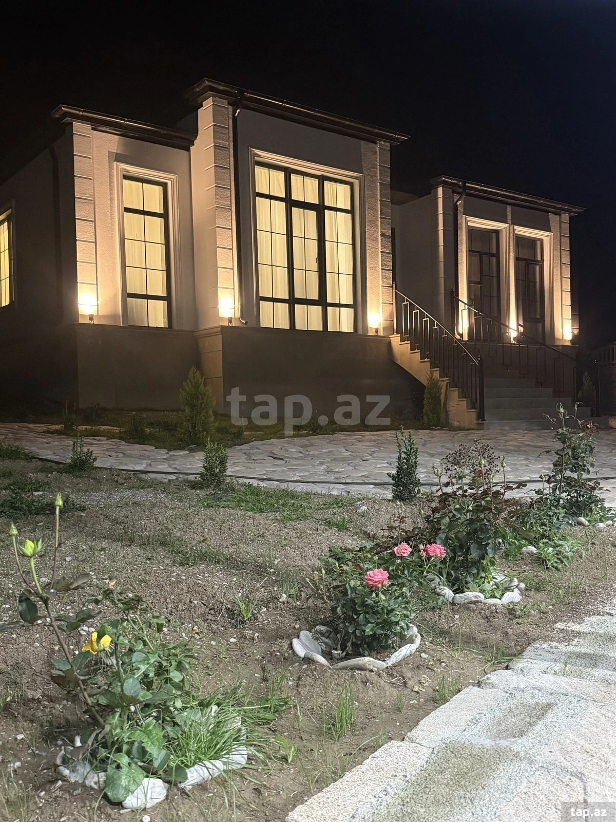 Kirayə verilir 4 otaqlı həyət evi