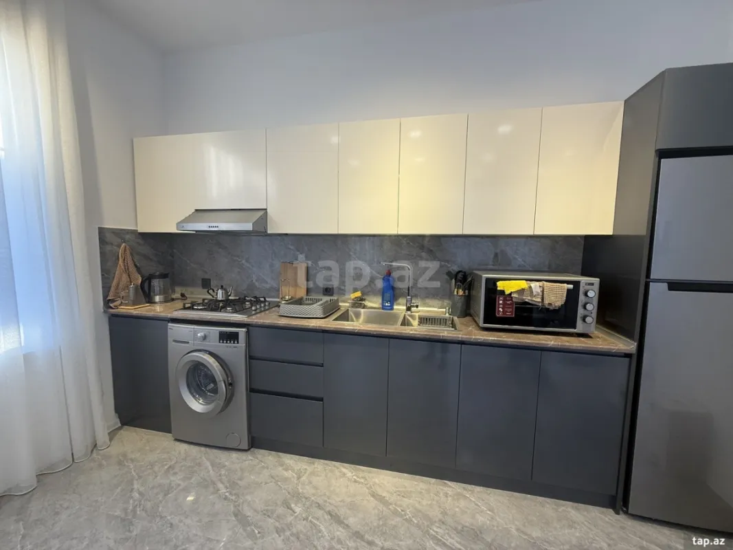 Kirayə verilir 4 otaqlı həyət evi