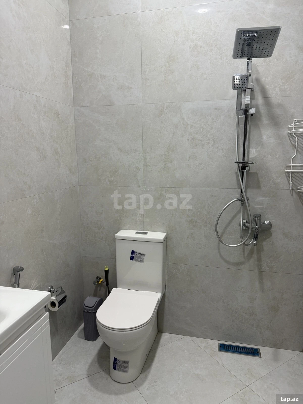 Kirayə verilir 4 otaqlı həyət evi