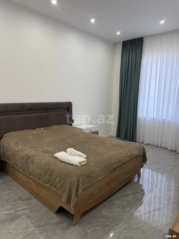 Kirayə verilir 4 otaqlı həyət evi