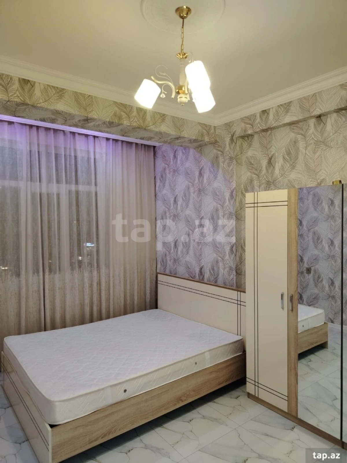 Kirayə verilir 2 otaqlı yeni tikili 78 m²