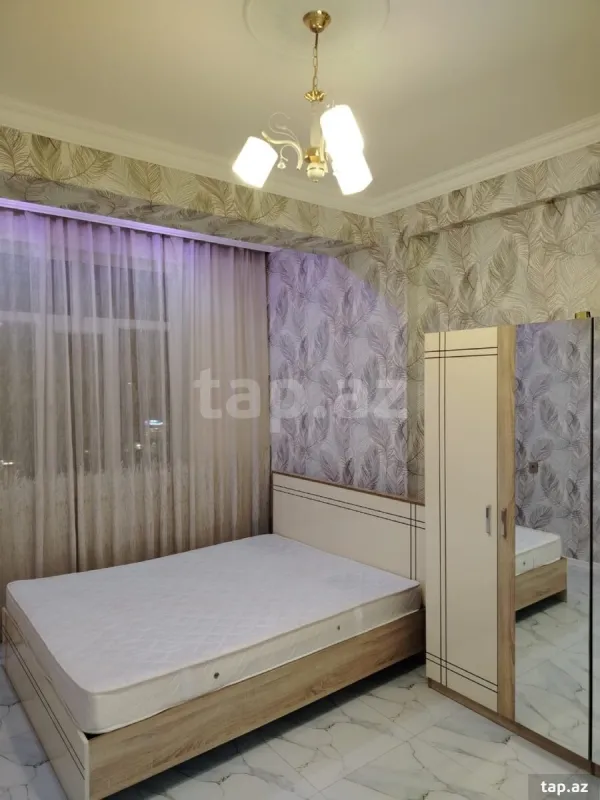 Kirayə verilir 2 otaqlı yeni tikili 78 m²