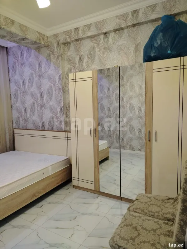 Kirayə verilir 2 otaqlı yeni tikili 78 m²