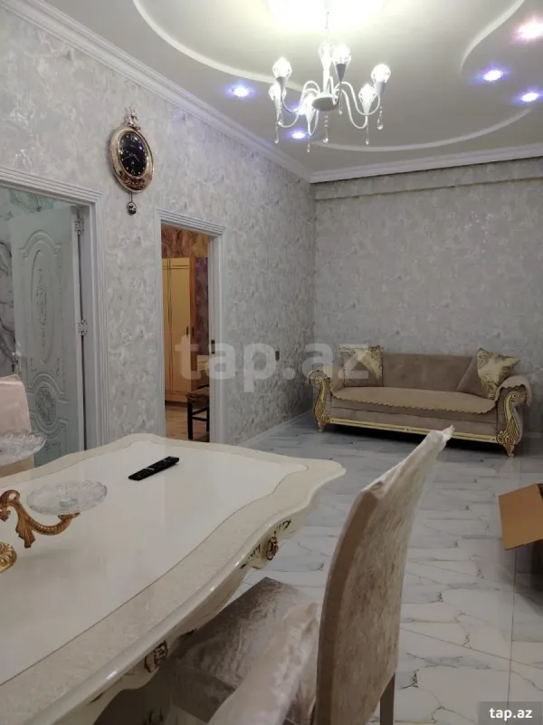 Kirayə verilir 2 otaqlı yeni tikili 78 m²