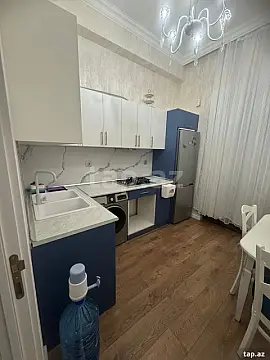 Kirayə verilir 2 otaqlı yeni tikili 56 m²