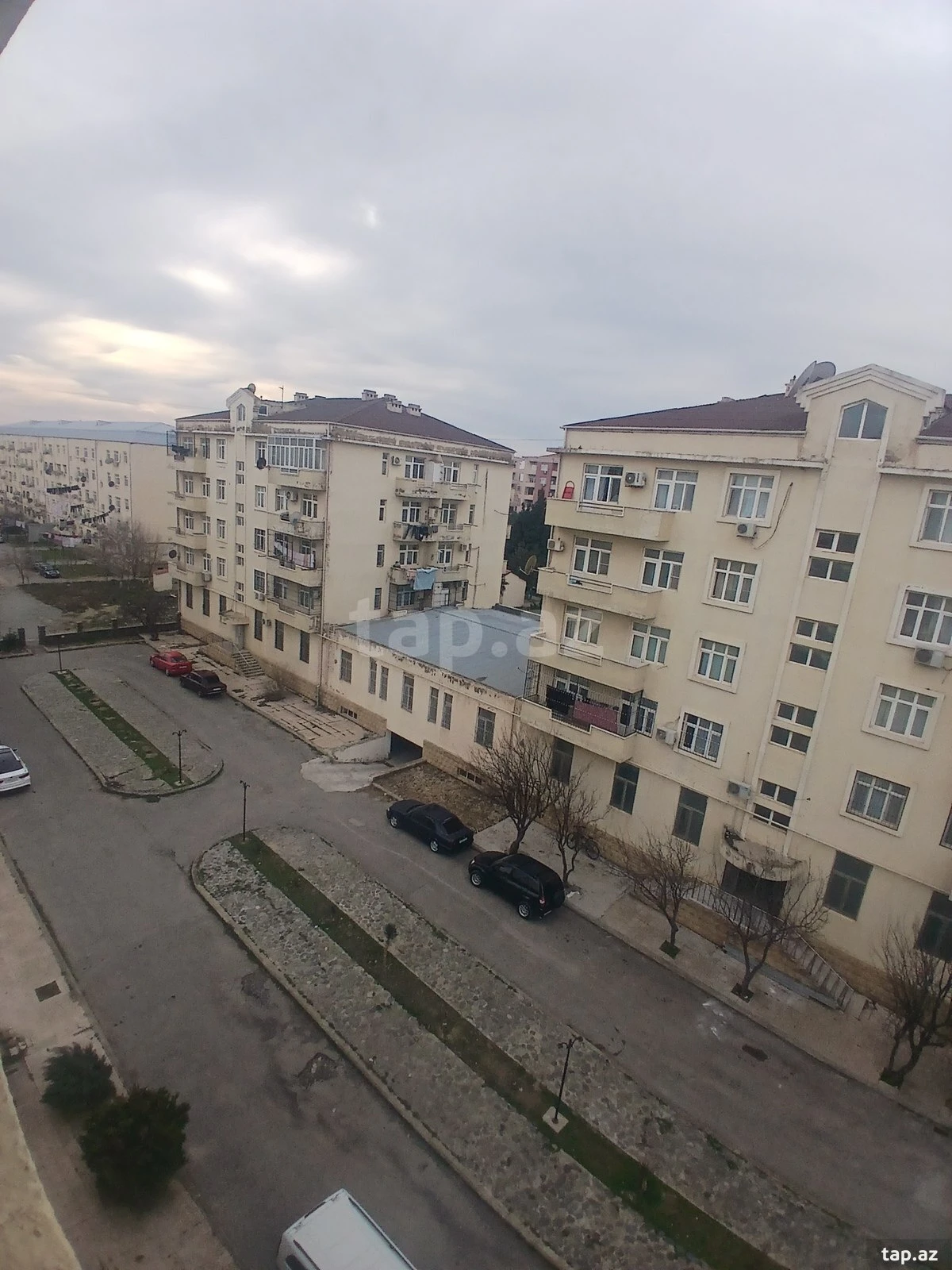 Satılır 3 otaqlı yeni tikili 87 m²