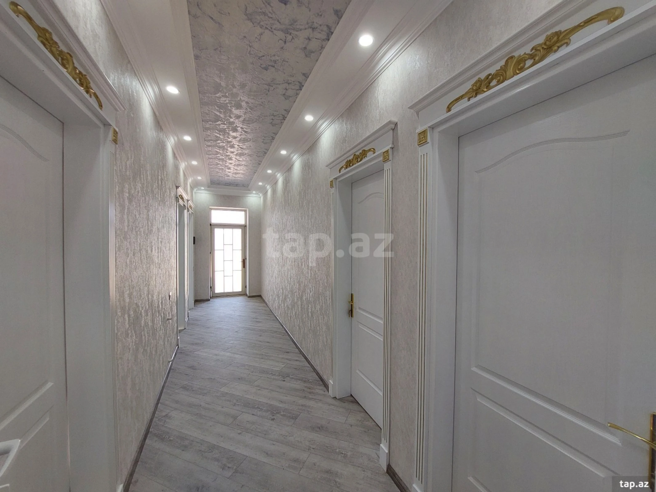 Satılır 4 otaqlı həyət evi