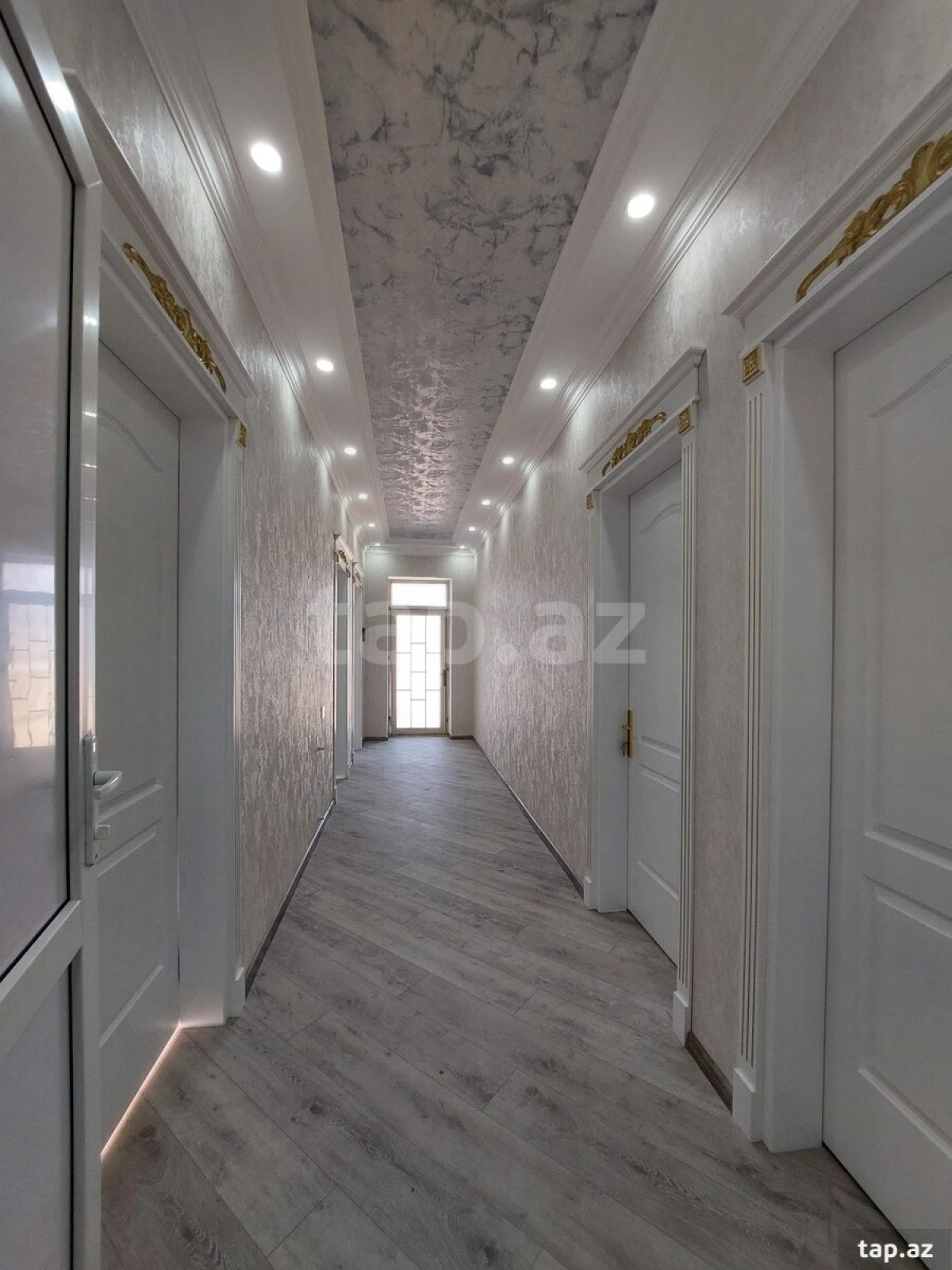 Satılır 4 otaqlı həyət evi