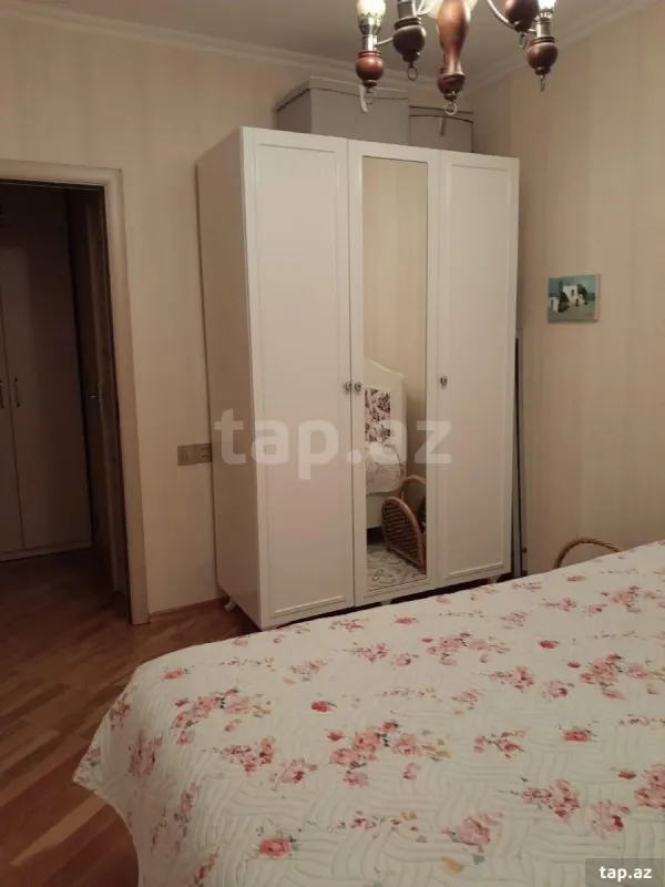 Satılır 3 otaqlı yeni tikili 90 m²