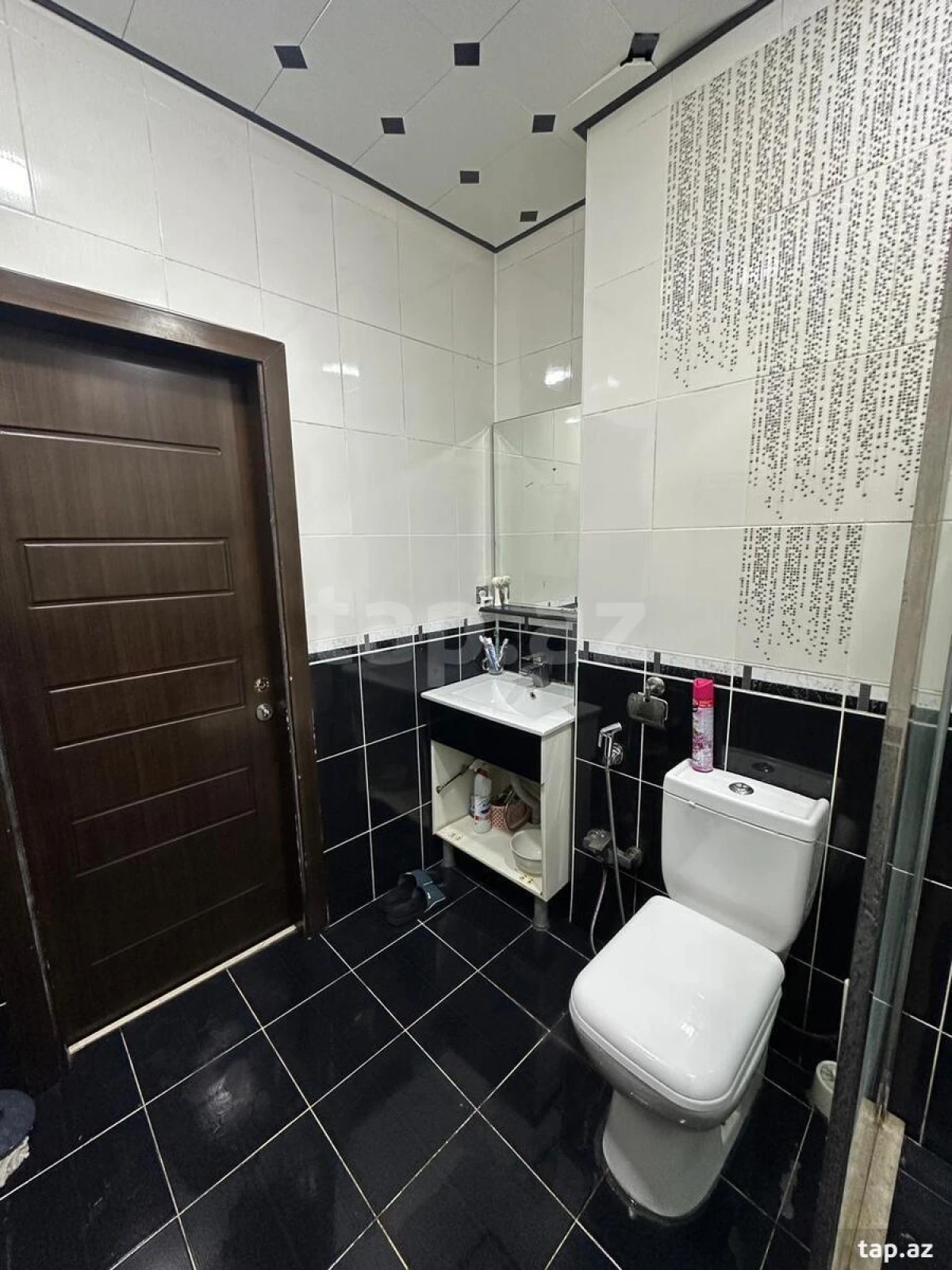 Kirayə verilir 3 otaqlı yeni tikili 73 m²