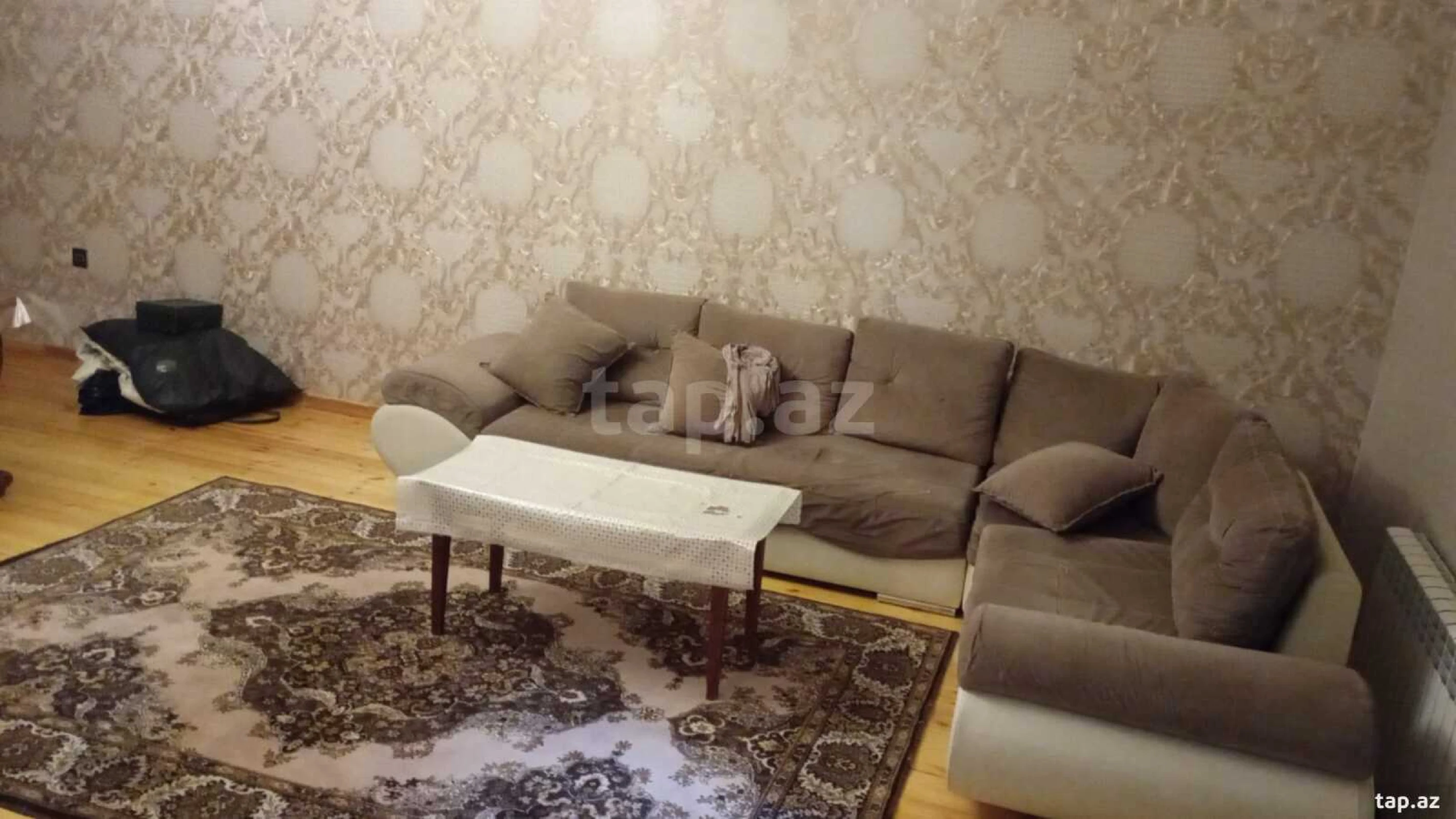 Kirayə verilir 3 otaqlı həyət evi