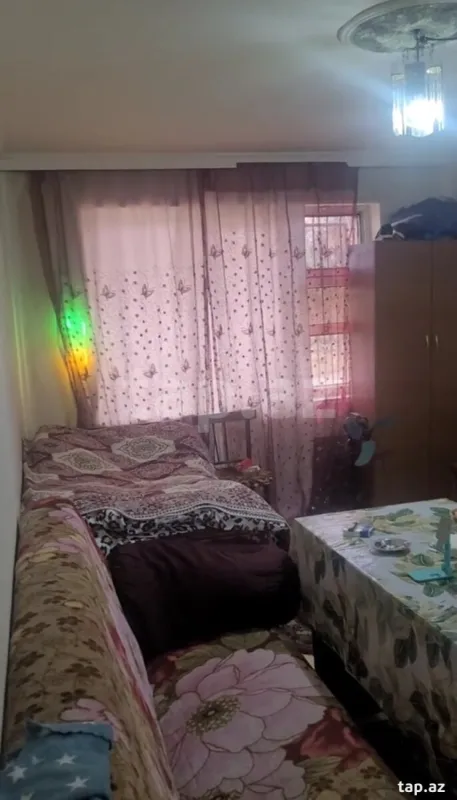 Satılır 1 otaqlı mənzil 40 m²