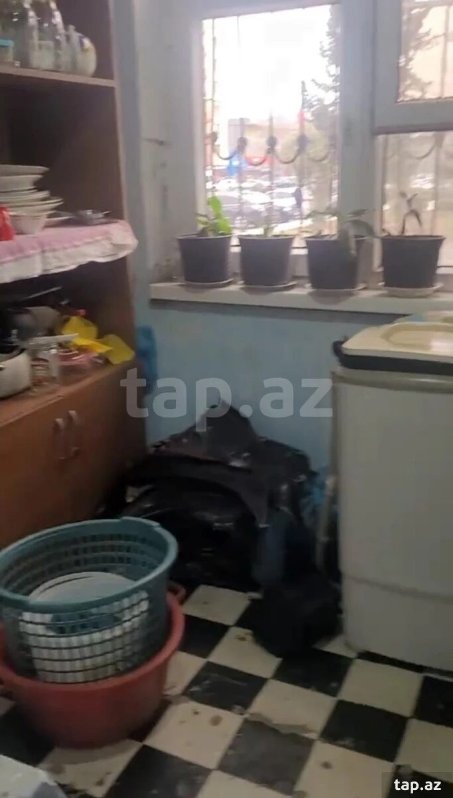 Satılır 1 otaqlı mənzil 40 m²