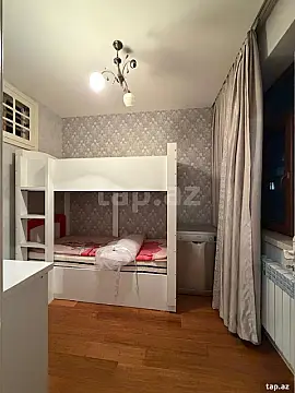 Satılır 3 otaqlı yeni tikili 83 m²