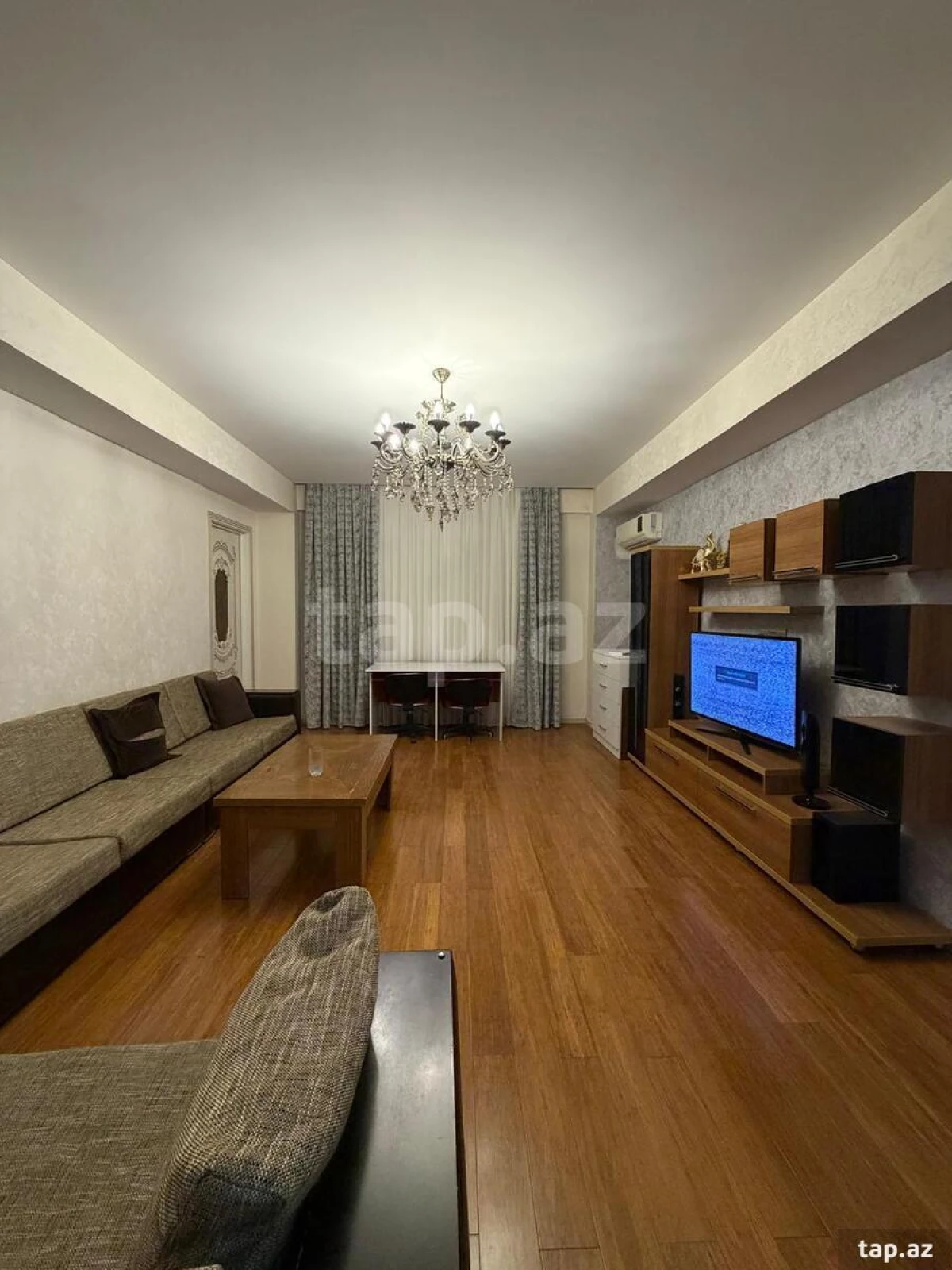 Satılır 3 otaqlı yeni tikili 83 m²