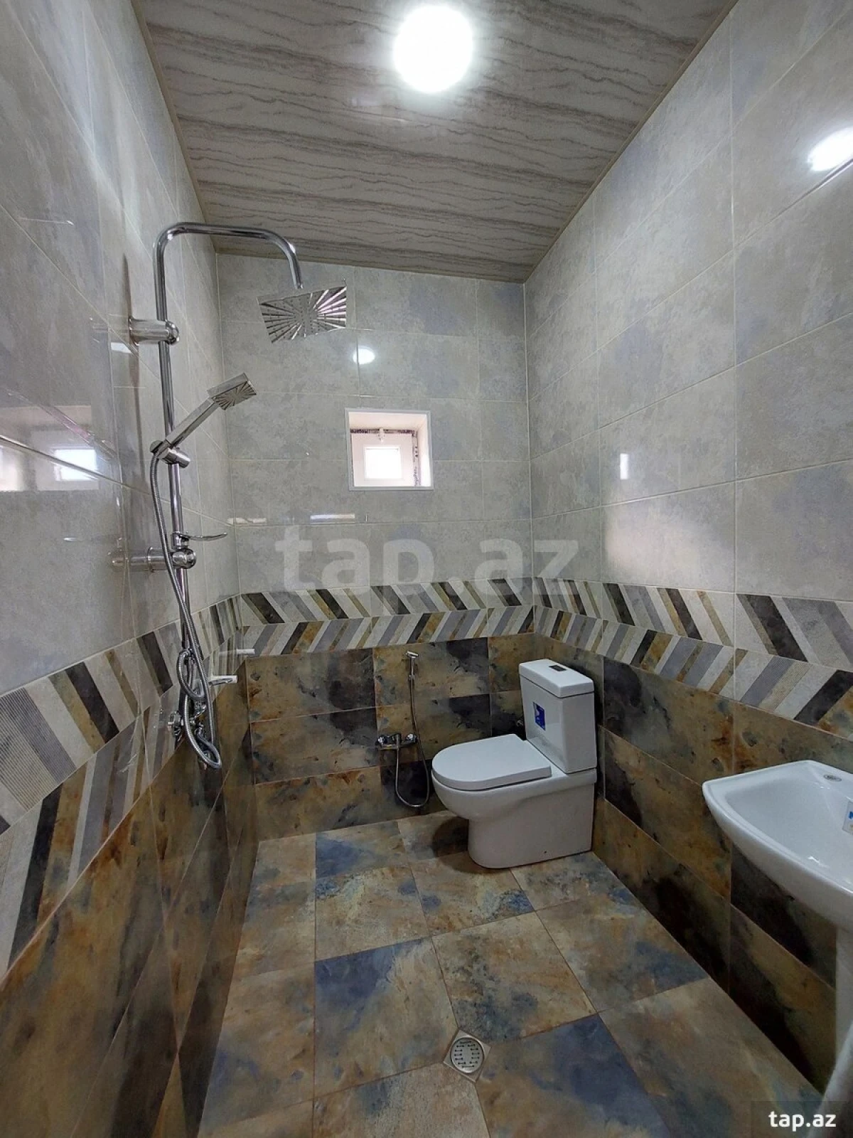 Satılır 3 otaqlı həyət evi