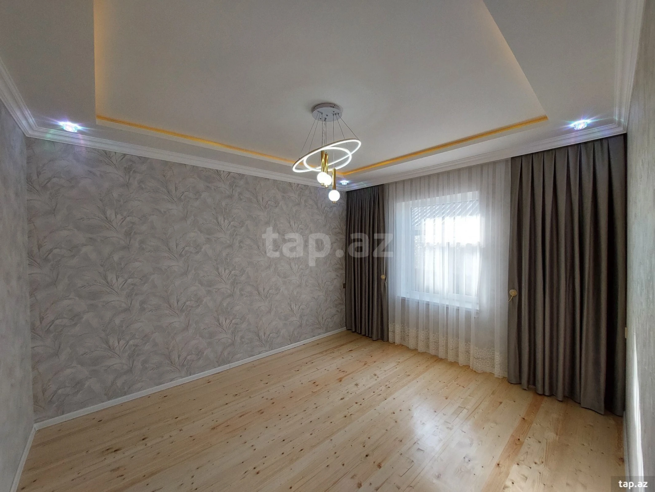 Satılır 3 otaqlı həyət evi