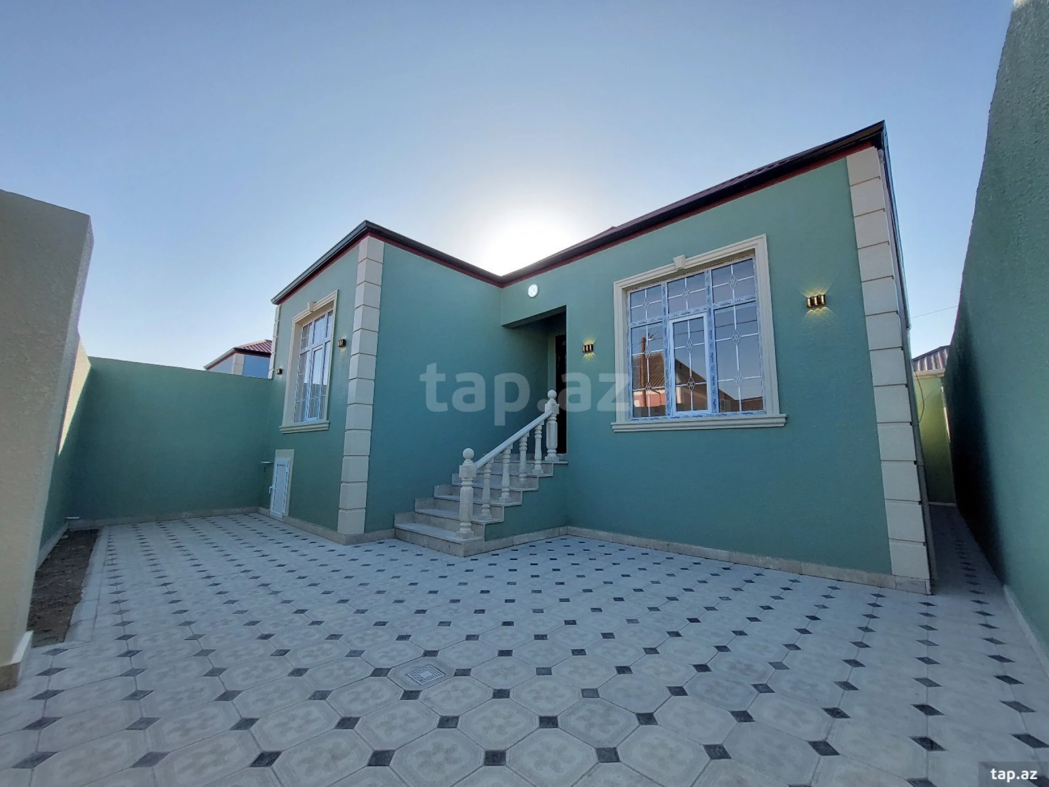 Satılır 3 otaqlı həyət evi