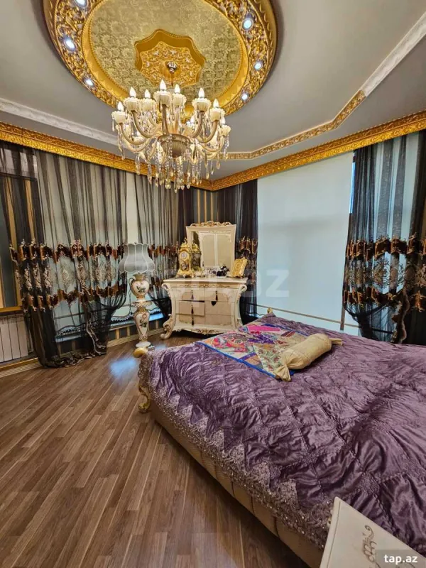 Satılır 6 otaqlı həyət evi