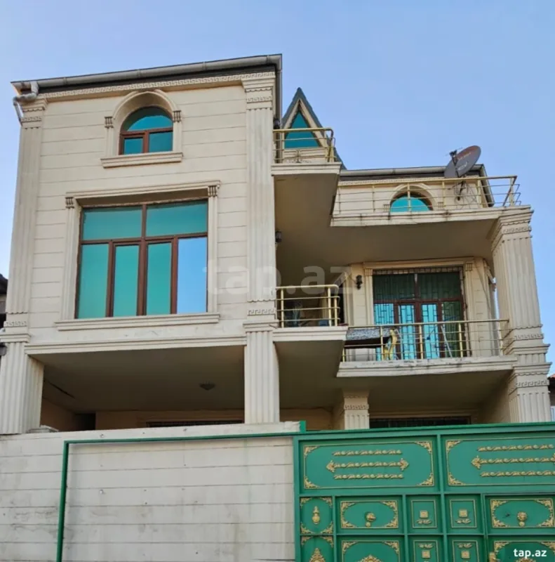 Satılır 6 otaqlı həyət evi