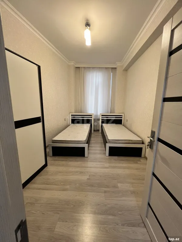 Kirayə verilir 3 otaqlı yeni tikili 120 m²