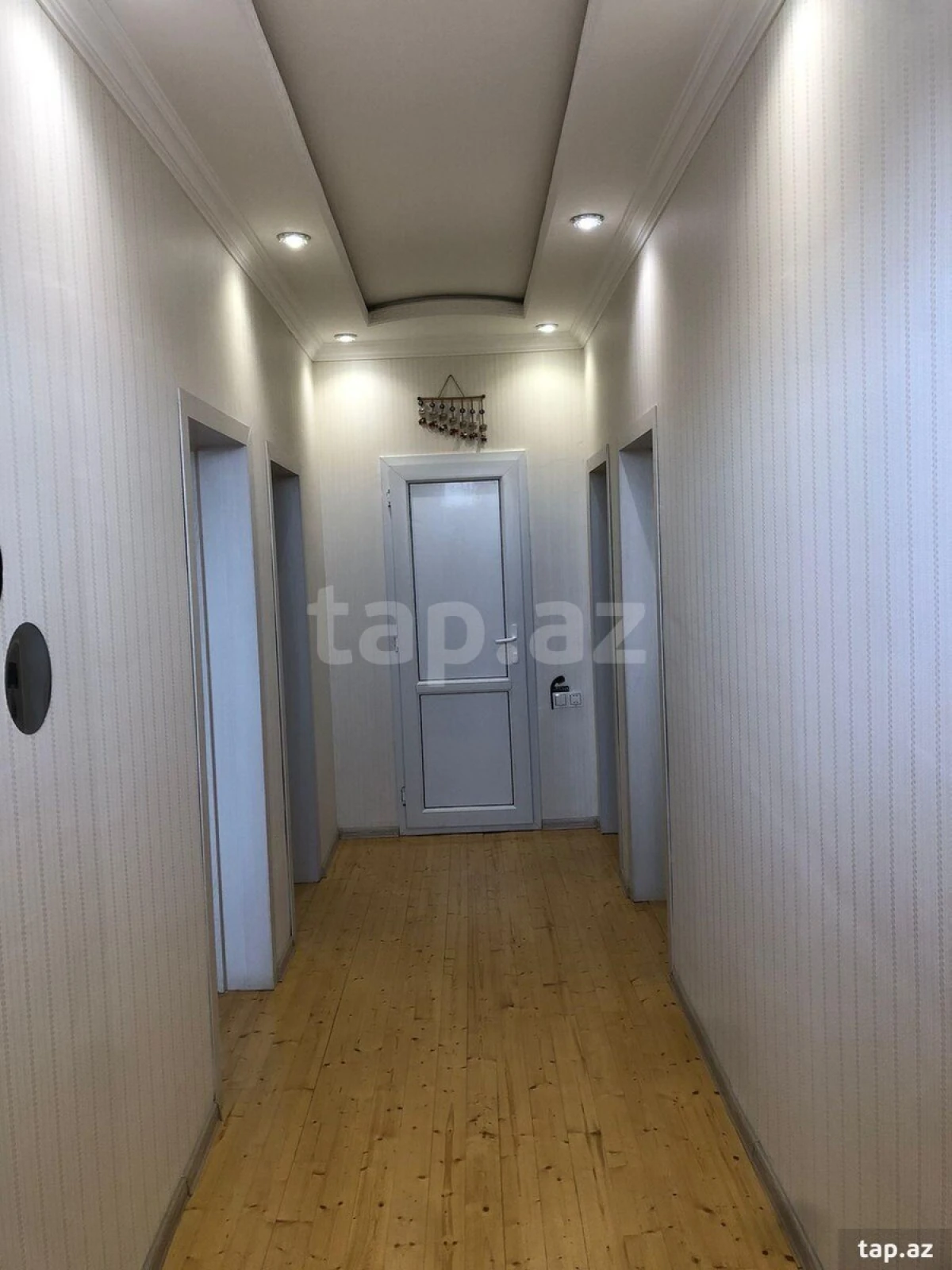 Satılır 5 otaqlı həyət evi