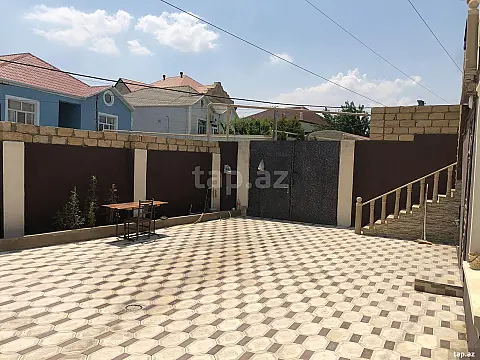 Satılır 5 otaqlı həyət evi