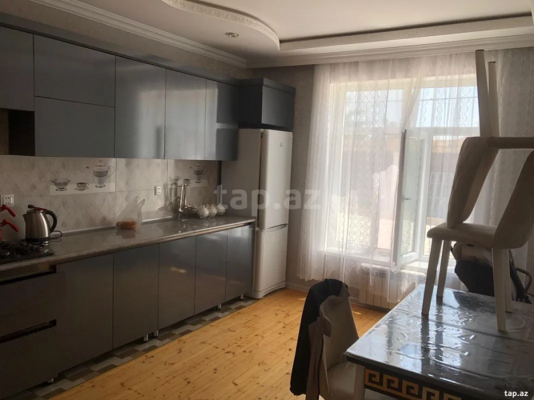 Satılır 5 otaqlı həyət evi