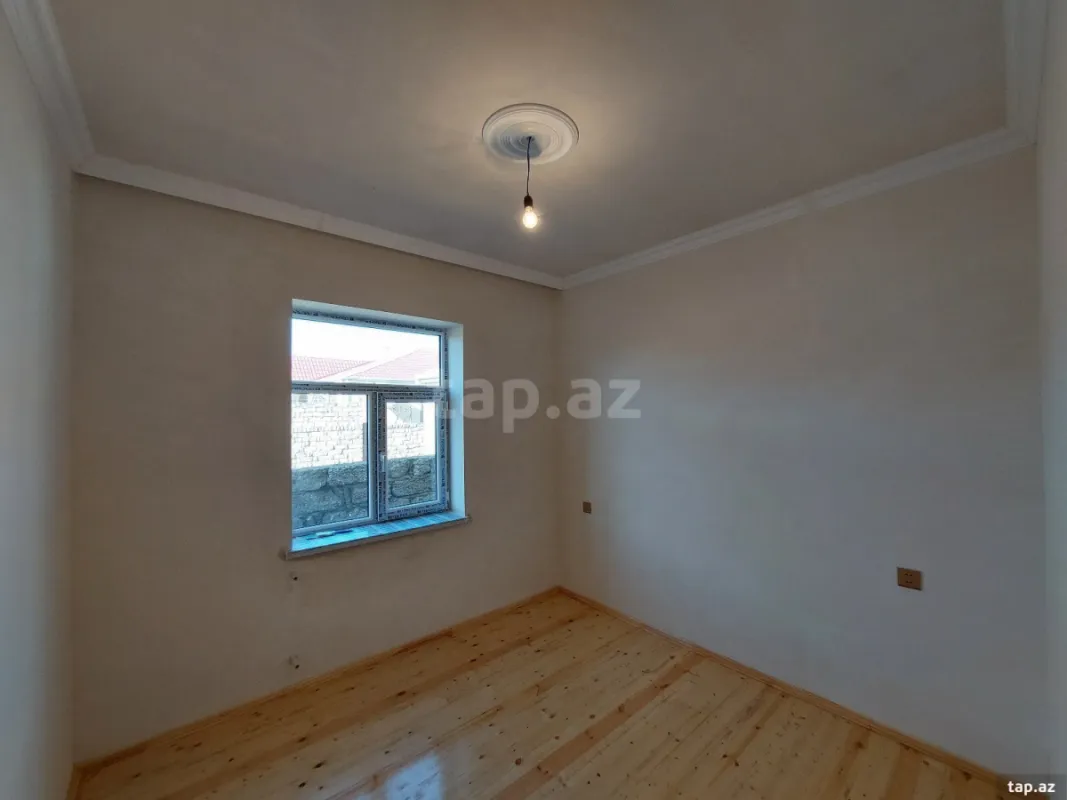 Satılır 3 otaqlı həyət evi