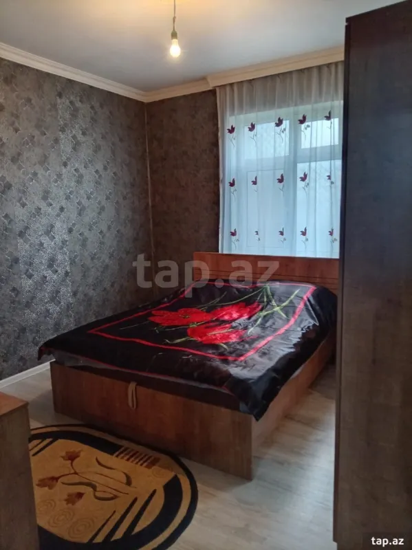 Satılır 3 otaqlı həyət evi