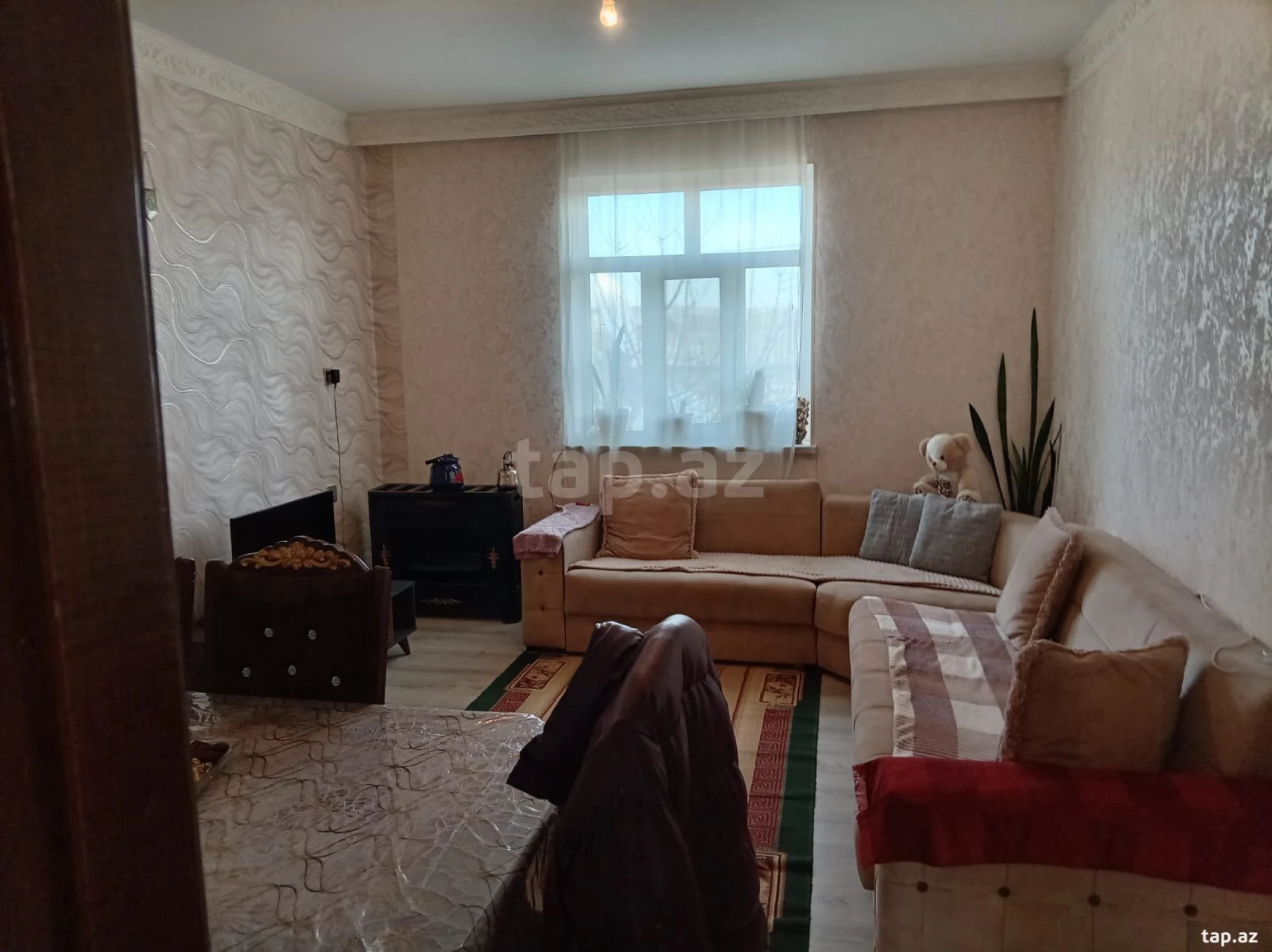 Satılır 3 otaqlı həyət evi