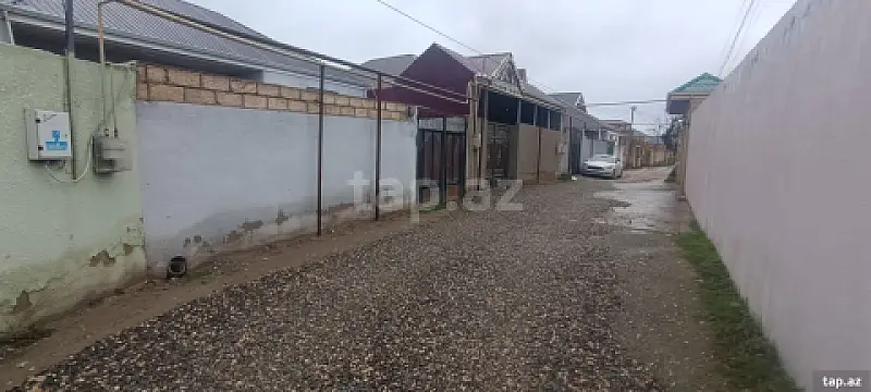 Satılır 3 otaqlı həyət evi