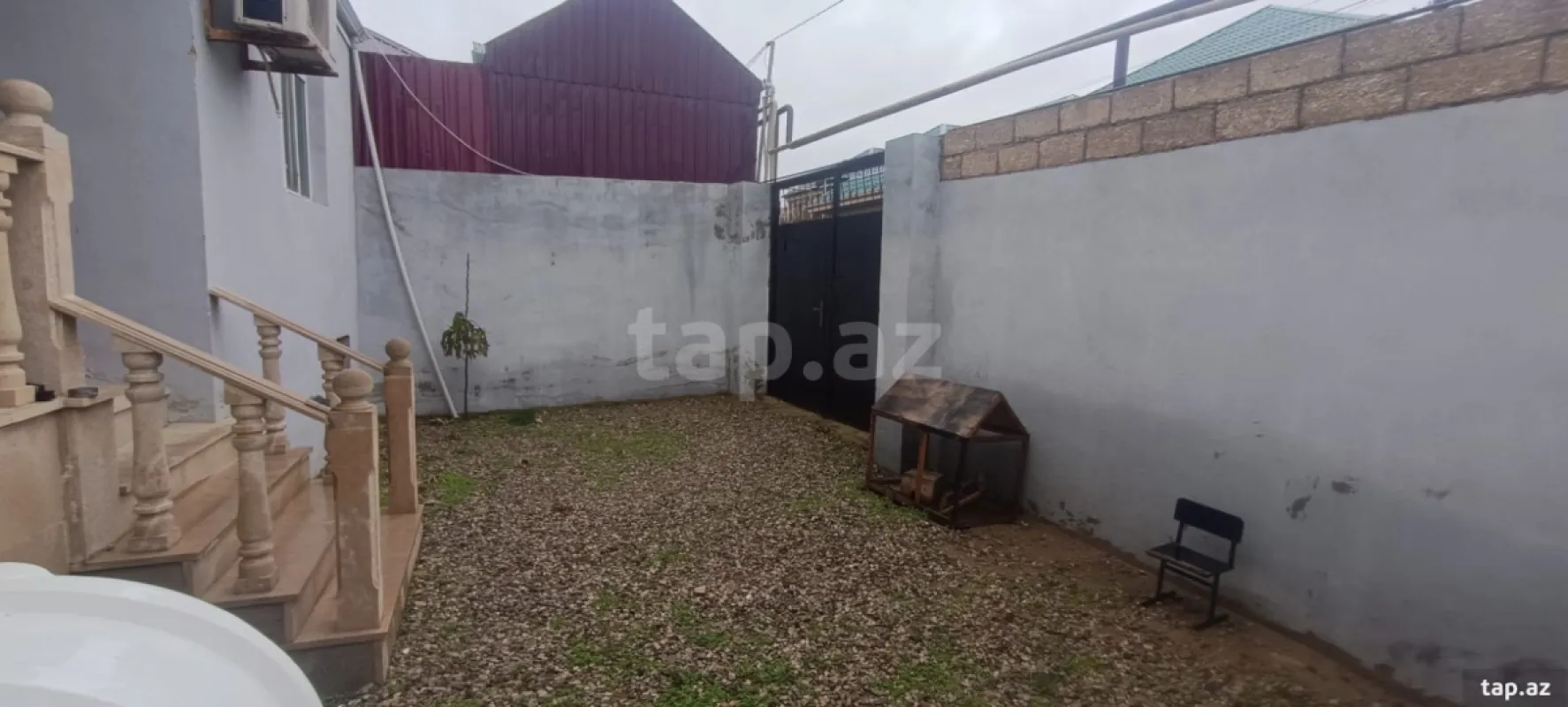 Satılır 3 otaqlı həyət evi