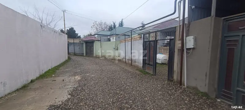 Satılır 3 otaqlı həyət evi