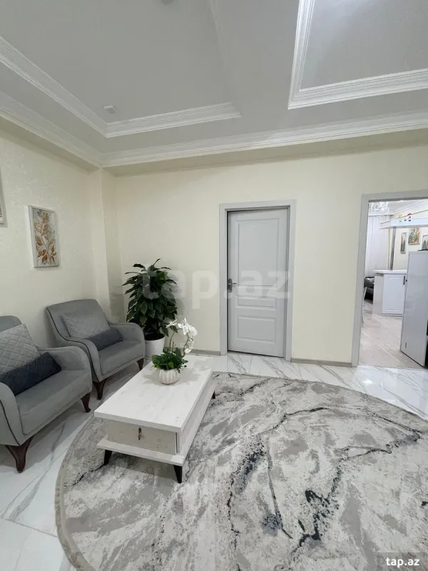 Satılır 2 otaqlı yeni tikili 78 m²