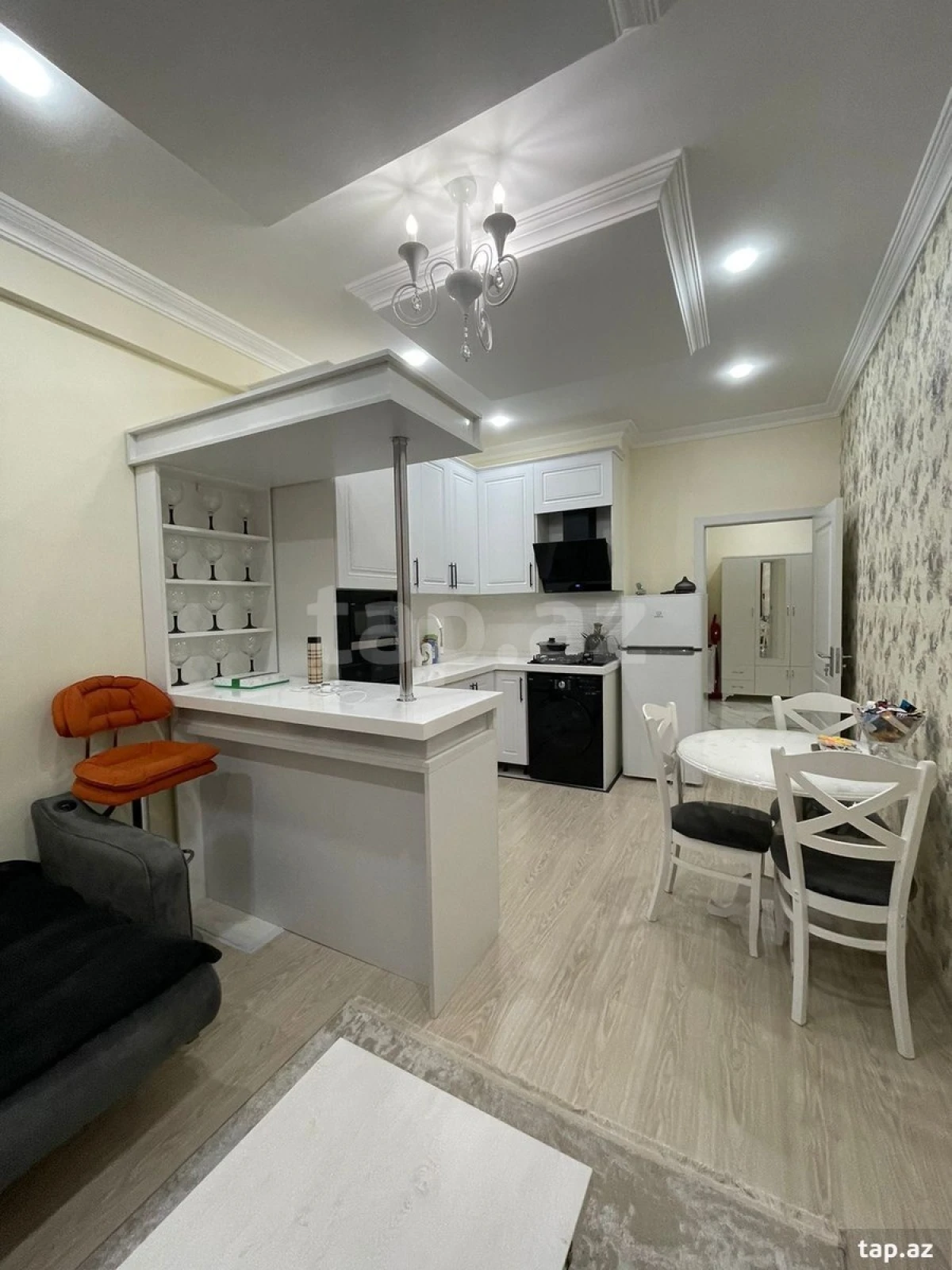 Satılır 2 otaqlı yeni tikili 78 m²