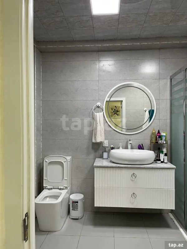 Satılır 2 otaqlı yeni tikili 78 m²