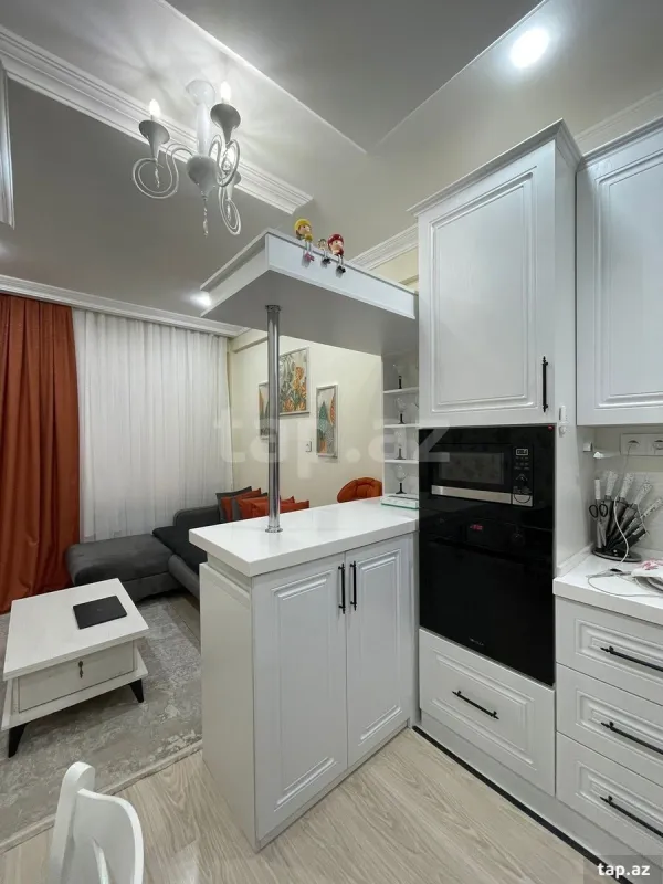 Satılır 2 otaqlı yeni tikili 78 m²