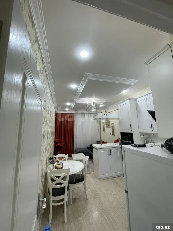 Satılır 2 otaqlı yeni tikili 78 m²