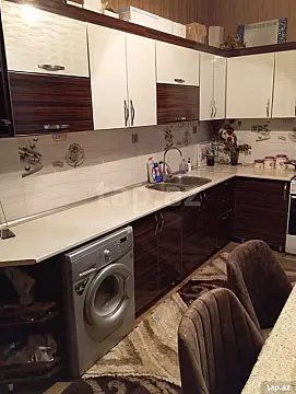 Satılır 5 otaqlı həyət evi